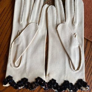 1950s Vintage Crescendoe Leather gloves - ivory
